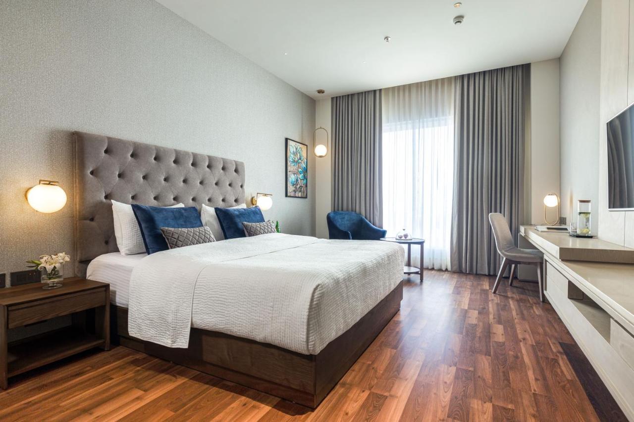 Wyndham Chandigarh Mohali Exteriör bild