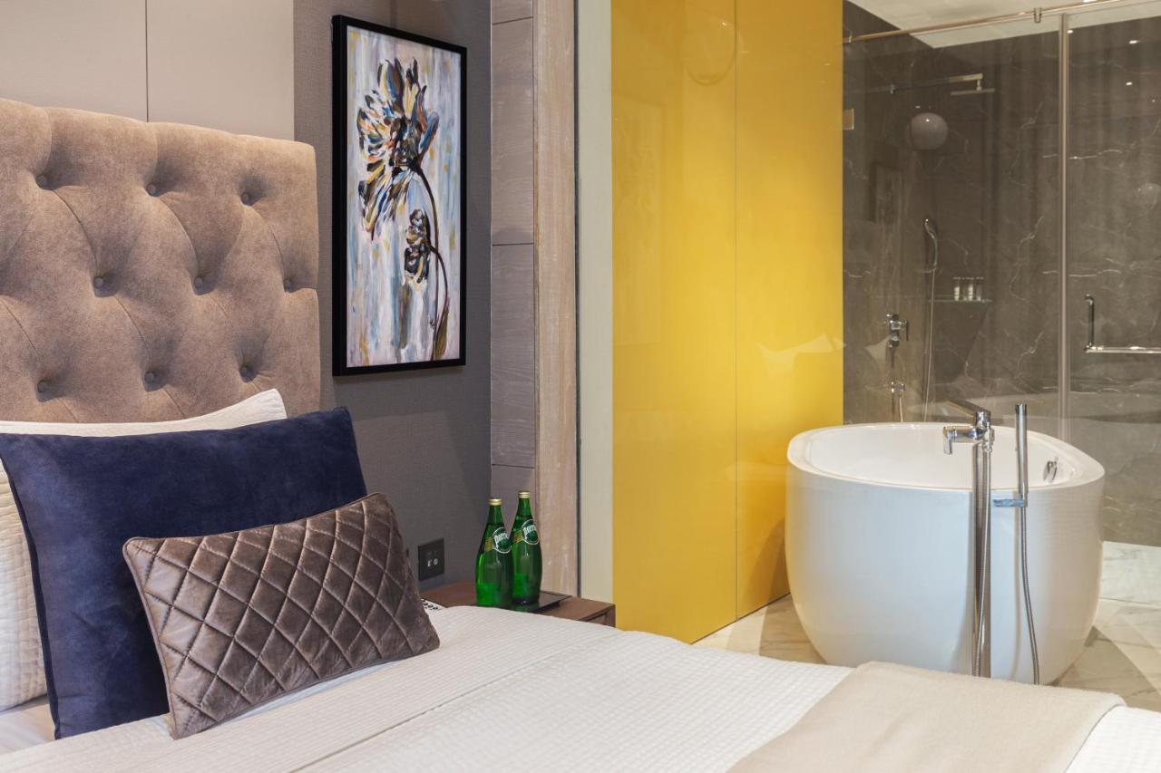 Wyndham Chandigarh Mohali Exteriör bild