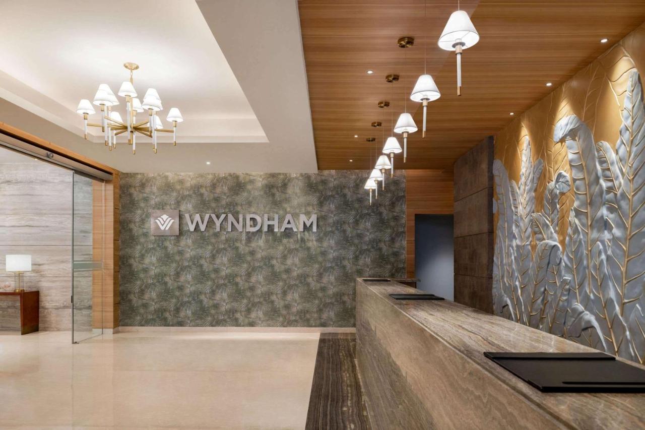 Wyndham Chandigarh Mohali Exteriör bild