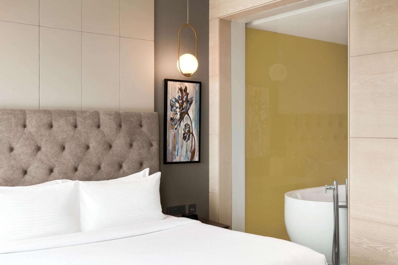 Wyndham Chandigarh Mohali Exteriör bild